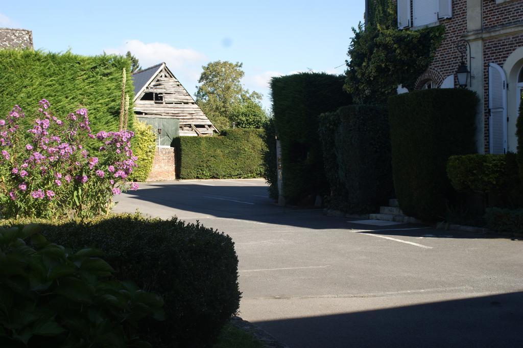 Hotel Le Clos Du Montvinage Etreaupont Экстерьер фото