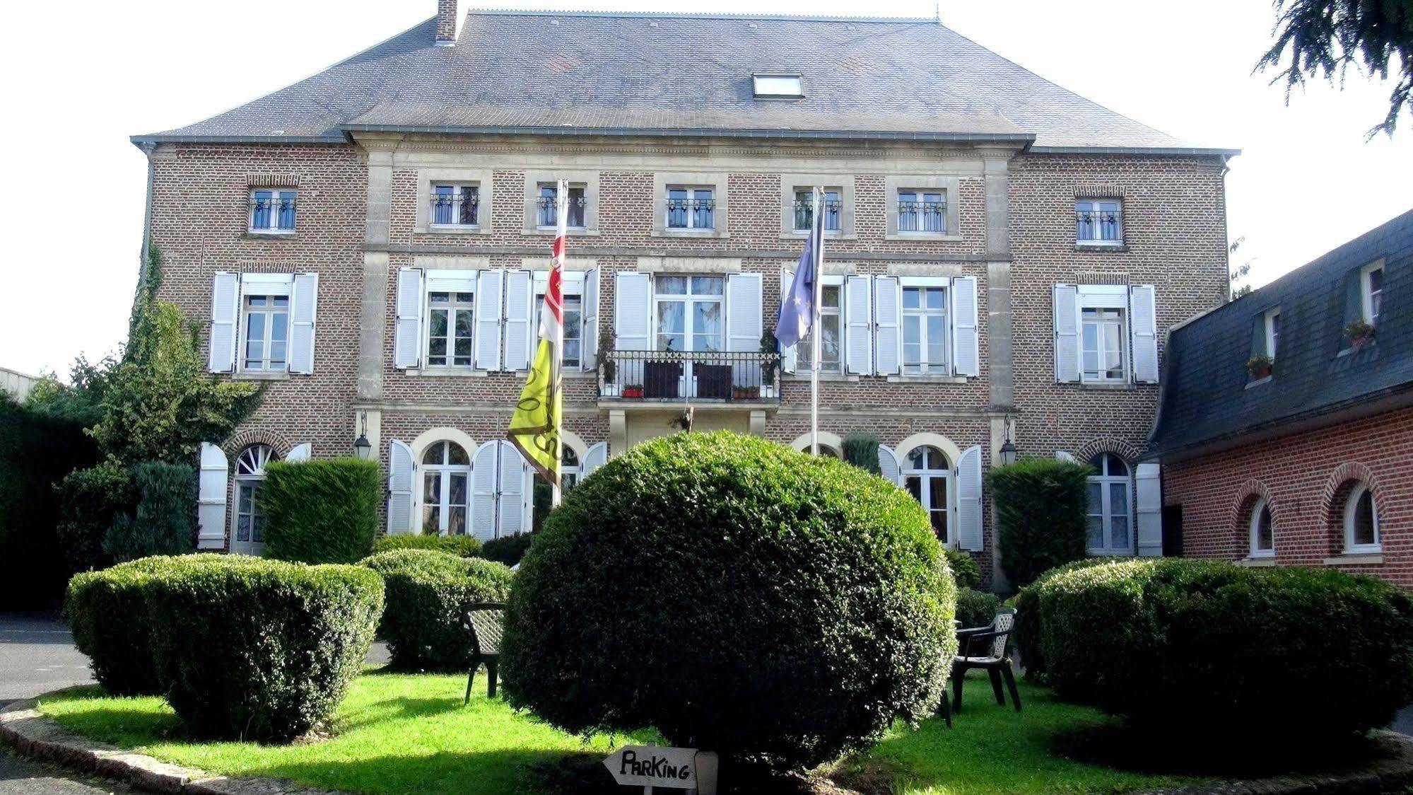Hotel Le Clos Du Montvinage Etreaupont Экстерьер фото